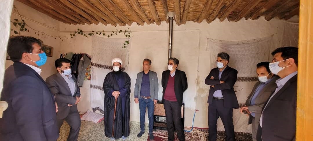 اهداءتجهیزات پزشکی وکاشت نهال توسط پتروشیمی لردگان درراستای مسئولیت اجتماعی 